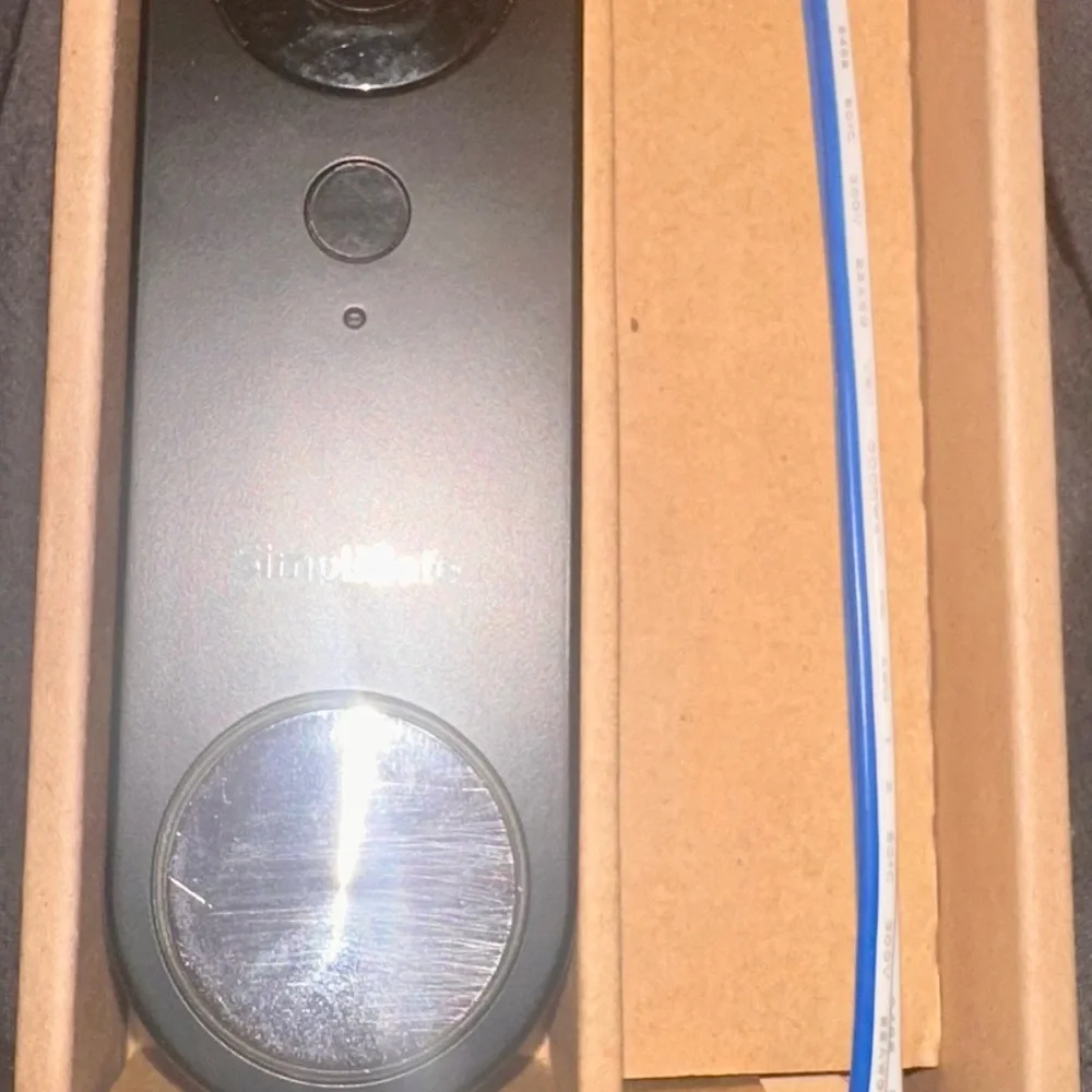 SimpliSafe Camera Installation Guide with Yellow Highlight